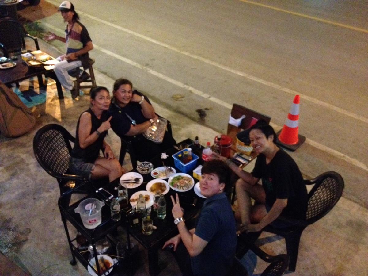 Sabaidee Beach Rayong Exteriör bild